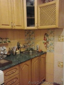 Сдам 1 ком. квартиру м. Гагарина,  улица Комсомольская #937016