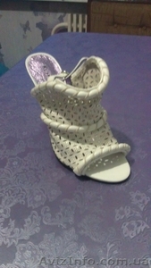 срочно продам босаножки белого цвета. #926551