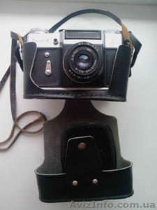 фотоаппарат Зенит-Е с логотипом олимпиады 1980-го года  #941506