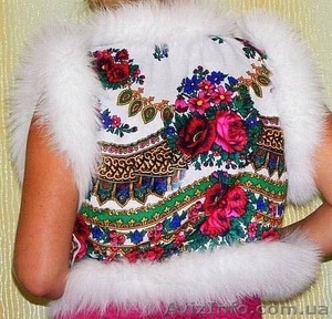 Жилетка из платочной ткани с натуральным мехом песца в стиле Лурдес,  Матрешка #913676