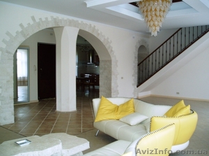 Продам шикарную двухуровневую квартиру,  ул. Лермонтовский пер. #965320