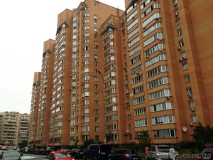 2 комн кварт 80 м2,  ремонт,  Срибнокильская 24,  Осокорки,  Киев,  ТЦ Аркадия рядом #957739