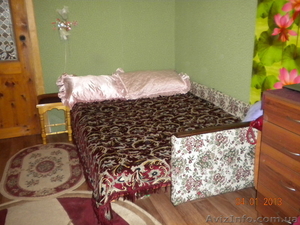 Сдам свою комнату посуточно 2м студенткам-заочницам #955793