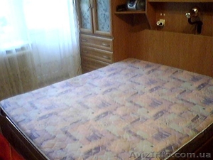 Продам кровать двуспальную,  трюмо. #953958