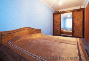 Сдам двухкомнатную квартиру во Львове посуточно на Новый Год #978235