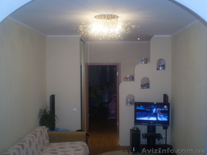 Продам 2-х комн. квартиру на ул. Довженко #974736