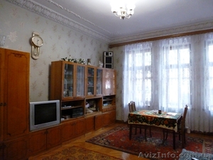 Продам 4-х комн. квартиру на ул. Богдана Хмельницкого #976847