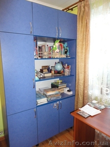 продам шкаф 3секционный .цвет синий #972301