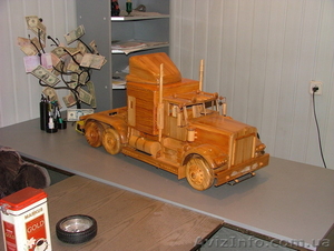 Продам машинку ручная работа с дерева #947583