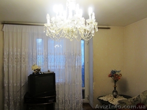 Продам 5-ти комн. квартиру на ул. Среднефонтанская #999507