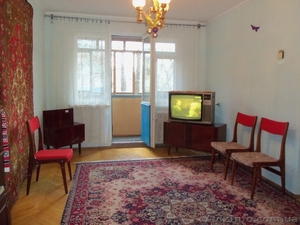 Сдам однокомнатную в соломенском районе #987782