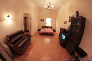 Сдам 1-комнатную квартиру в Киеве посуточно #996625