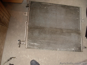 Продам от  Mercedes-Benz GL Комплект  радиаторов (3)  #990087