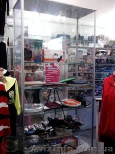 Срочно продам витринный стеклянный шкаф #1003253