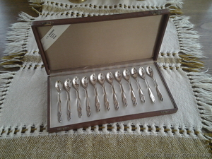 продам срібні ложки  та упаковка старовинні #1012285