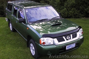 мухобойка (аирдефлектор капота) Nissan Navara / Frontier (D22) с 2002 г.в. #1009042