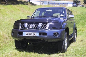 мухобойка (аирдефлектор капота) Nissan Patrol (Y61) после 2005 г.в. #1009035