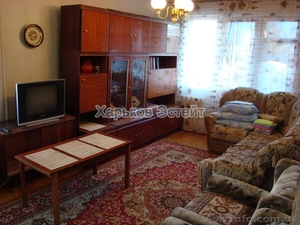 Сдам свою 2х к.кв-ру ПОСУТОЧНО,  ст. м. им. Советской Армии 200 гривен #67758