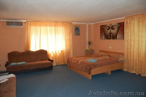 Сдам посуточно большую квартиру-студию в Луганске #260167