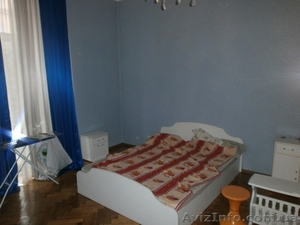 Здам у довготривалу оренду 2 кім квартиру по вул Зеленій #1028495