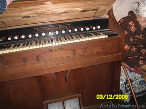 Фисгармония 18 век.