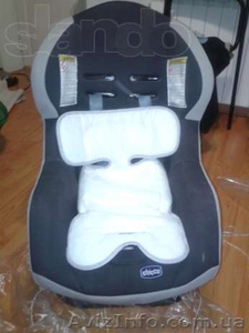 Продам автомобильное кресло Chicco #1043627