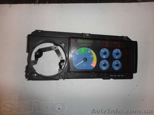 Щиток приборов Мерседес Атего. #1048562