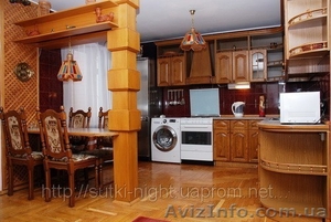 Сдам 2-х комнатную квартиру по ул. Стадионная,  возле станции метро 