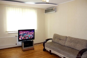 Сдам 1-комнатную квартиру возле метро Пр Гагарина #1068282