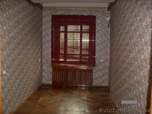 Продажа трехкомнатной квартиры ул.Короленко, дом.2 #1081832