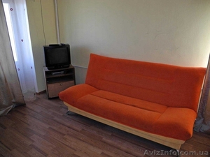 Сдам  гостинку (900грн.) м. Маршала Жукова,  евро. #1068676