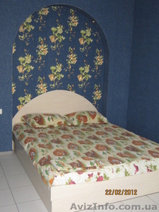 Посуточно сдам свою 1 комн. кв. м. Южный вокзал,  ул. Красноармейская 8/10 #1067640