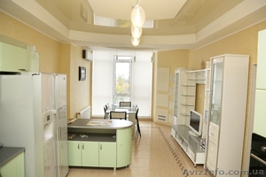 Огромная квартира в центре Симферополя. В престижном элитном доме. #1076539