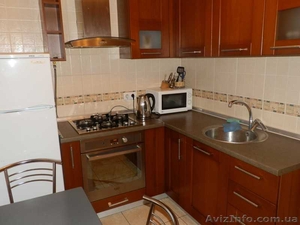 Сдам посуточно свою 2 комн. кв. м. «Пушкинская»,  ул. Пушкинская 72 #1067643