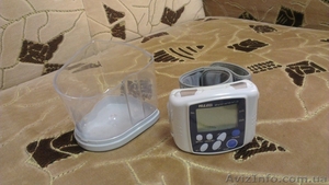 Танометр  на запясти с определением АД,   ИМТ,  % жира в теле. #1067150