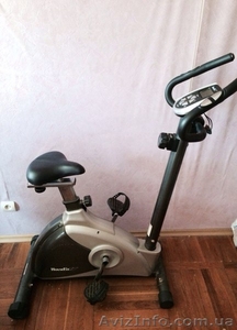Продам велотренажер Housefit. Новый. Возможен торг.  #1093020
