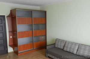 Перша здача житла в оренду. 1 кімнатна квартира,  вул. Плугова. #1105780