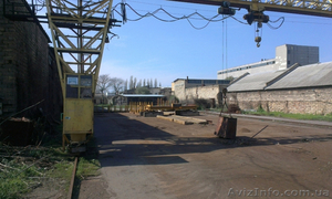 сдам открытую площадку оборудованную краном #1098247