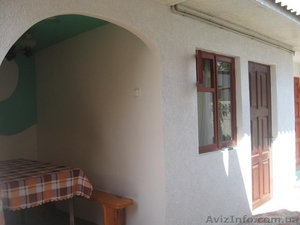 Приглашает Вас на недорогой семейный отдых в Крыму на берегу Черного моря! #1102540