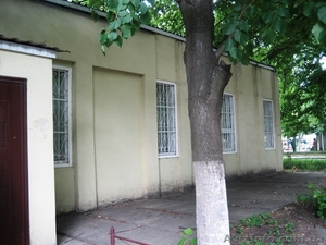 СДАМ ПОМЕЩЕНИЕ С РЕМОНТОМ 110 м.кв,  под офис,  банк,  магазин и прочее #1100229