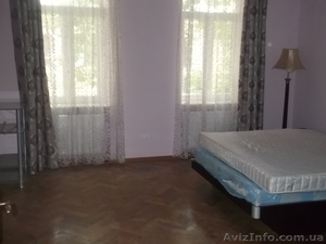 2 кім квартира у центрі Львова,  вул. Чайковського #1122039