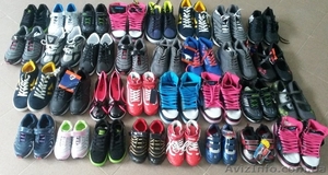 Новая спортивная обувь мужская/женская/детская. Лето. По 15 евро/кг. #1116209