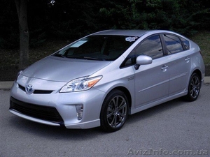 2012 Toyota Prius 3 хэтчбек #1138767