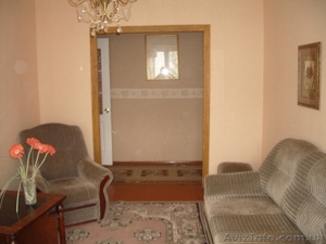 Сдам 2х комнатную квартиру м. Героев труда «Караван». #1136710