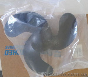 Пластиковый гребной винт трехлопастной для лодочных моторов. #1129523