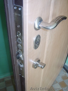 ПРОИЗВОДСТВО,  РЕМОНТ И УСТАНОВКА МЕТАЛЛИЧЕСКИХ ВХОДНЫХ БРОНЕДВЕРЕЙ в г.Киеве. в  #1151601