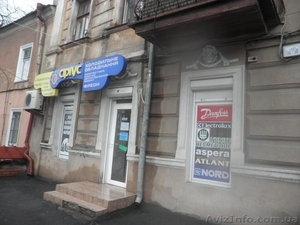 Сдам фасадное помещение в центре,  без комиссии. Хозяин. #1148711