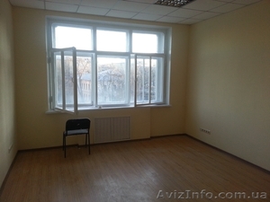 Дешево сдам отличный офис 60 кв.м возле метро Университет #1161659