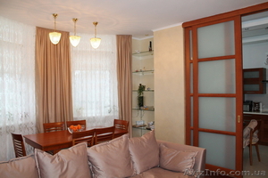 3-ком. квартира  на Французском бульваре (Стикон) #1179042