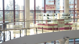 Торговый островок под украшения,  аксессуары,  сумки СРОЧНО #1173096